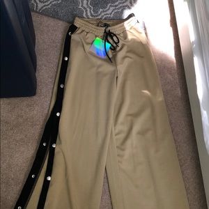 Missguided track pant with buttons on both sides